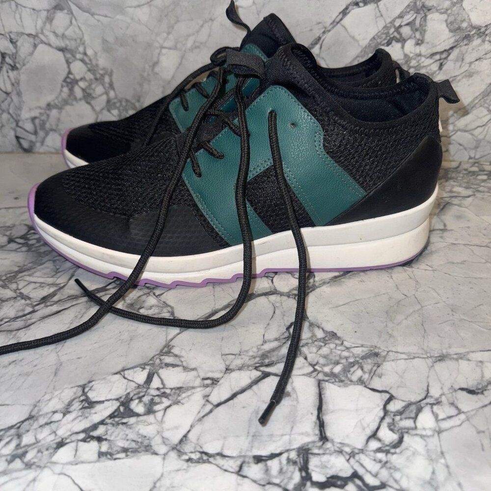 Gianni Bini Size 8.5 Women’s Finish-Line Black Athletic Shoes